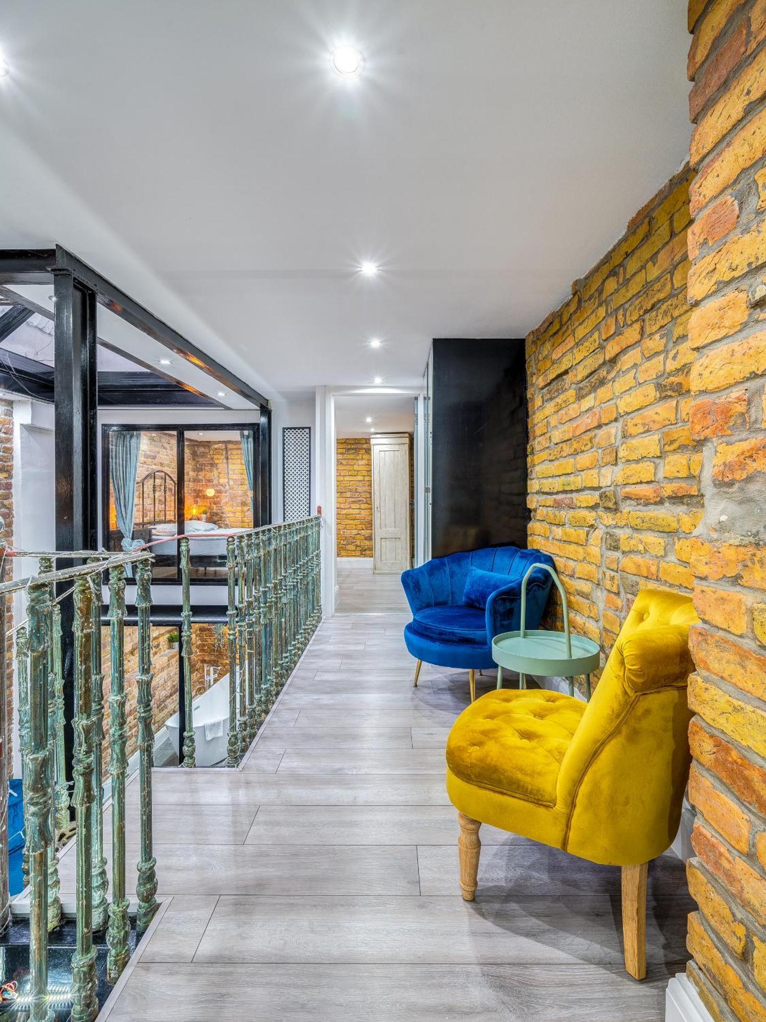 City Center Loft Haven: Modern Elegance Βουδαπέστη Εξωτερικό φωτογραφία